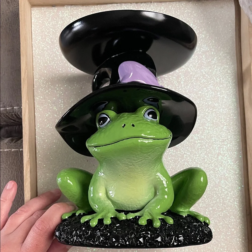 Green Frog Candle Holder